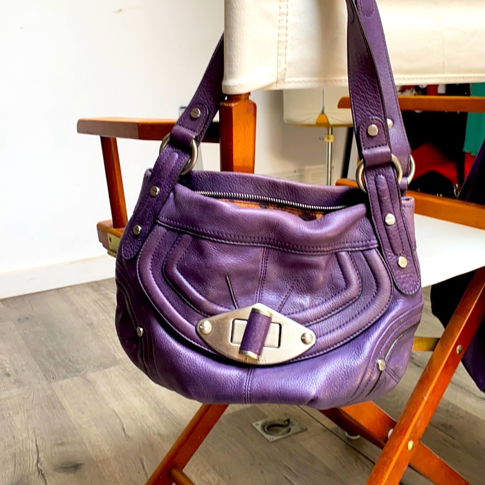B Makowsky small purse